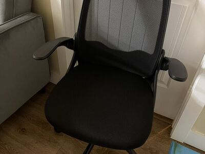Ergonomic Office Desk Chair