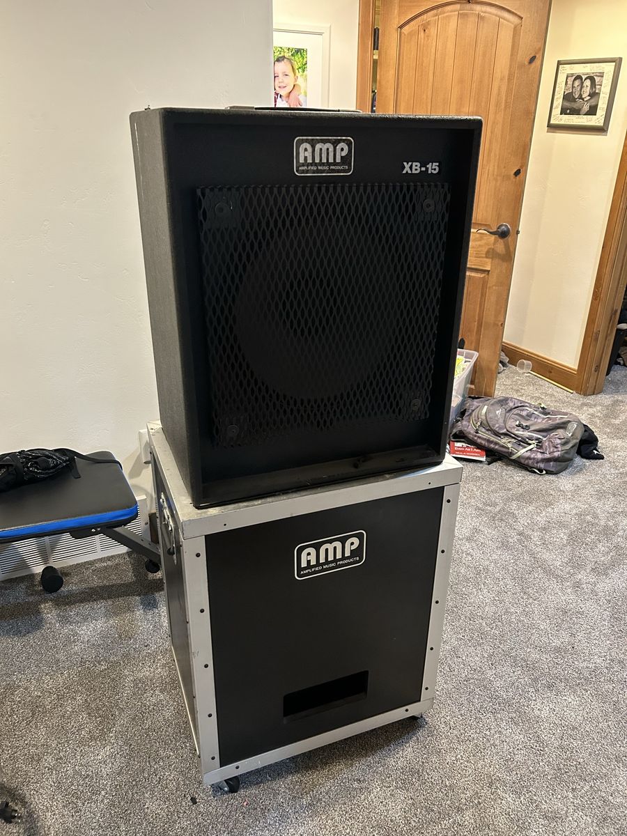 Vintage Amplified Music Products (AMP) Bass Guitar Cab XB-15