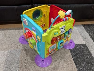 Baby activity cube