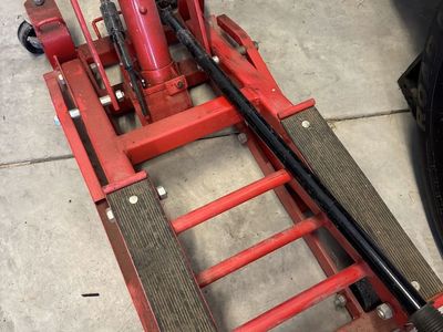 Black Jack Motorcycle Jack - Hydraulic Lift Stand