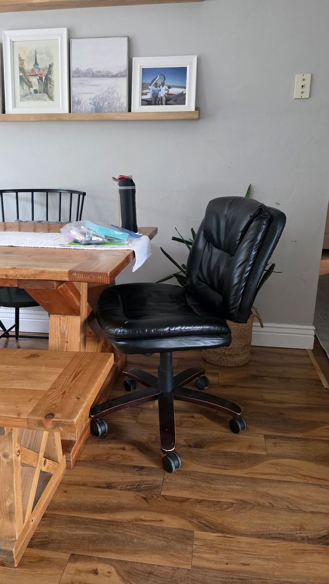 Black Leather Office Chair