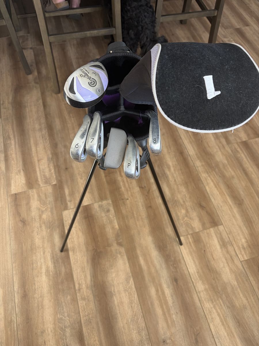 RH Women’s Golf Club Set