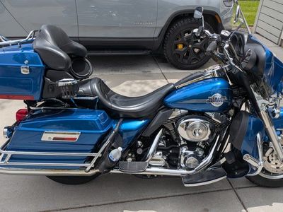 '05 Harley-Davidson Electra Glide Ultra Classic FLHTCU 33K Miles, Blue