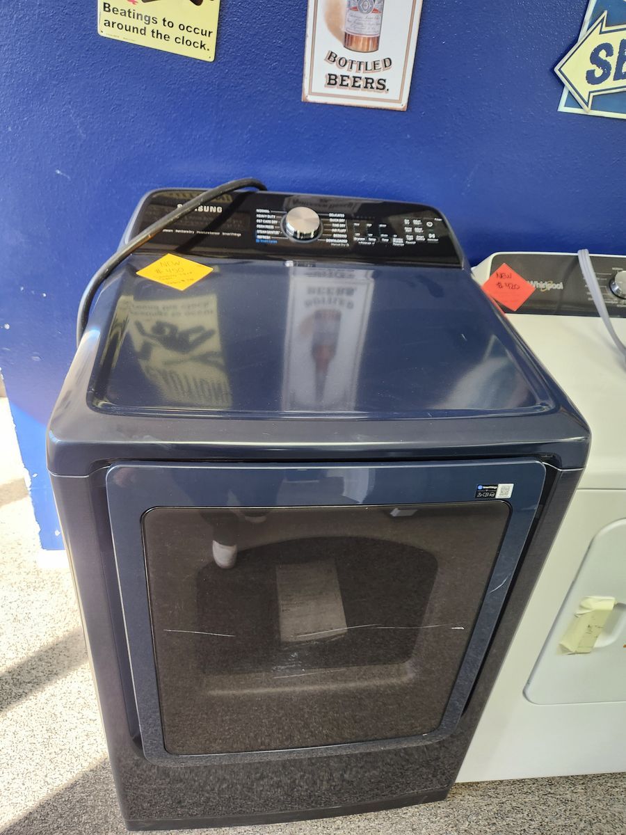 BEAUTIFUL BRAND NEW! SAMSUNG TOPLOAD ELECTRIC DRYER!