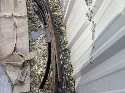 Ford F350 leaf springs.