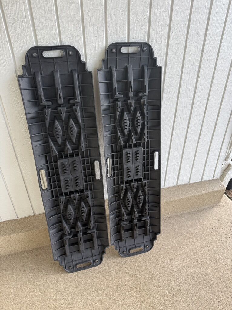 Traction Boards / Sand boards / Recovery Boards