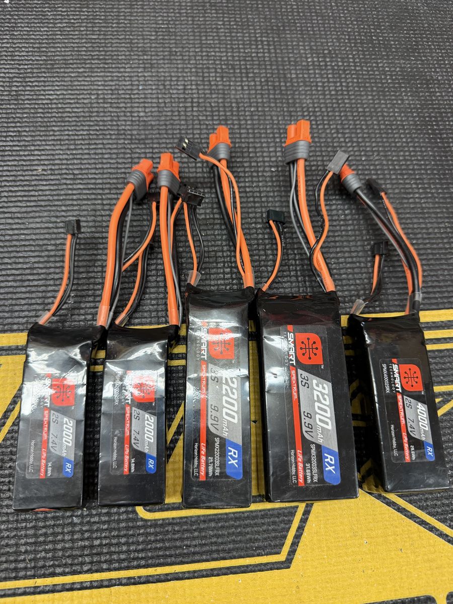 Spektrum Smart LiPo Rx Batteries: (2) 2000mAh 2S, (1) 2200mAh 3S, (1) 3200mAh 3S, (1) 4000mAh 2S
