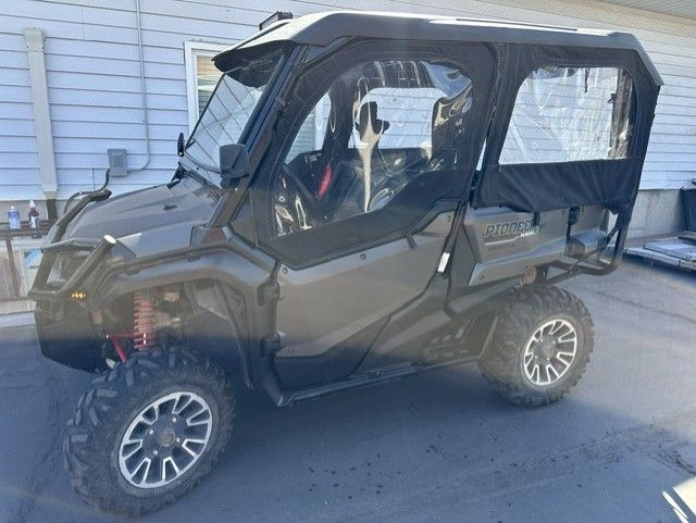 2018 Honda PIONEER 1000-5 LE