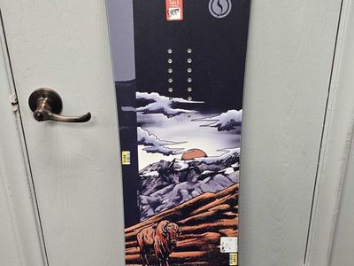 Never Summer Benchmark 157cm Wide Snowboard - Lightly Used (2026)