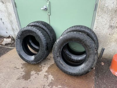 Kenda Klever AT2 Tires - Used Good Condition 265/70/17