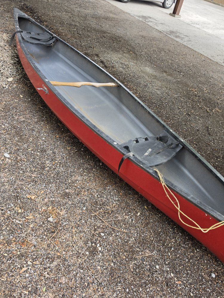 Old Town Discovery 169 Red Canoe