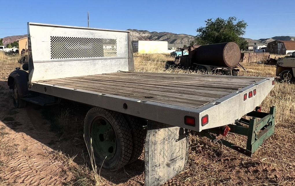 Aluminum 8'x11' Dually Flatbed