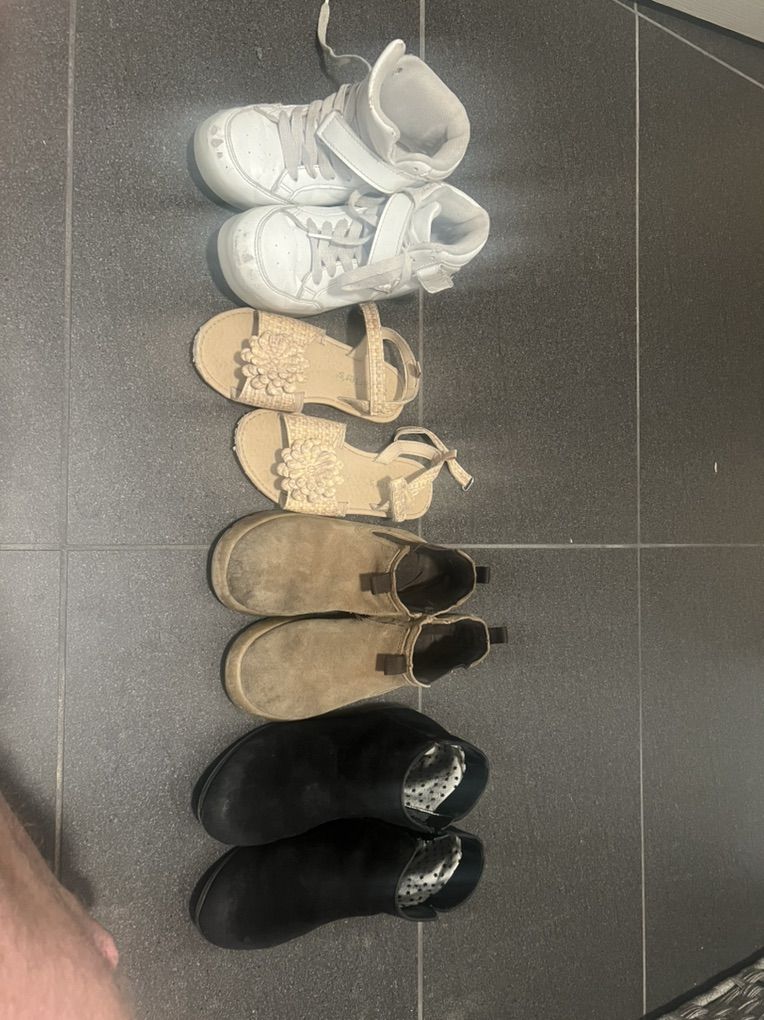 Girls Shoes