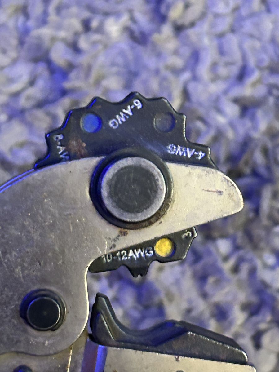 Main image 6