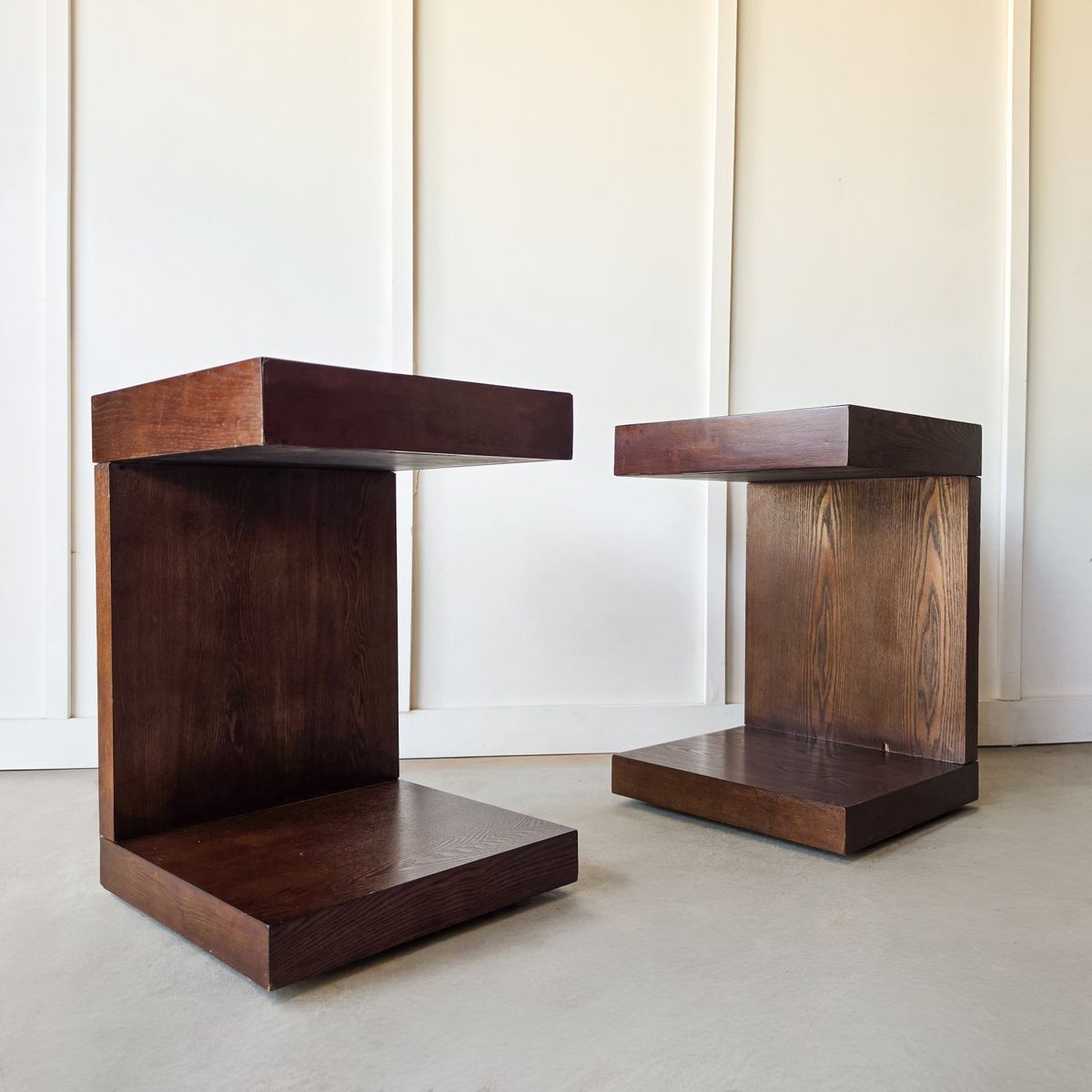 Modern C Shape Nightstands/End Tables