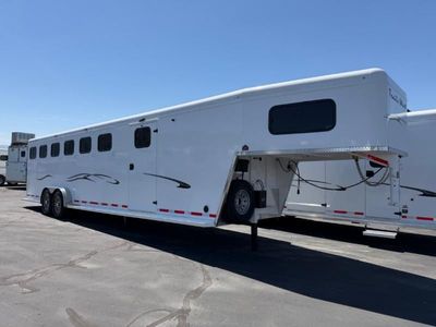New 2026 Trails West Classic 6 Horse