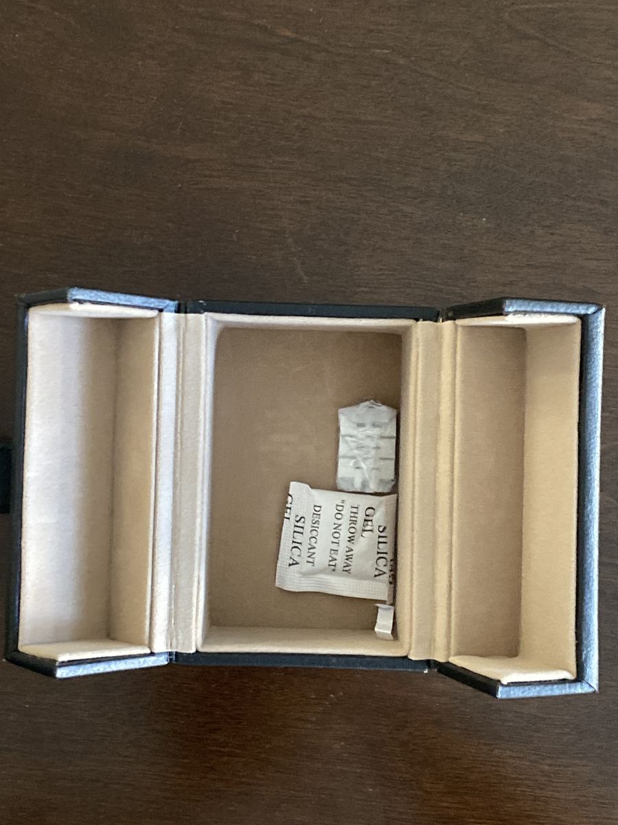 Main image 10