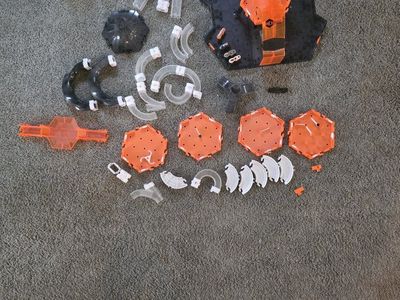 Hexbug V2 Nano Habitat Set with Tracks and Bugs