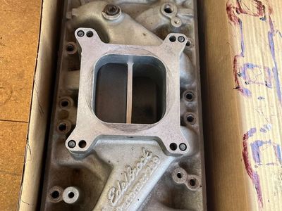 Edelbrock Performer Intake Manifold 289/302 Ford