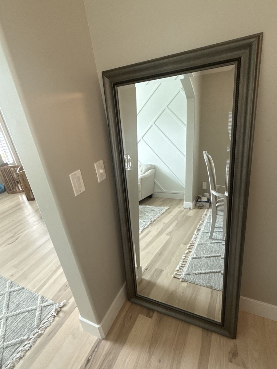 Gorgeous Wall Mirror!