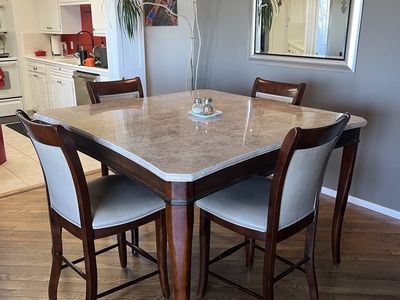Dining room table