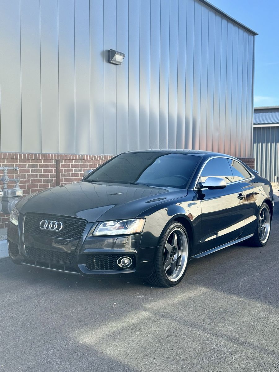 2011 AUDI S5 4.2 quattro Prestige