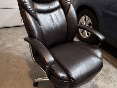 Serta Ergonomic Executive Office Chair in Bonded Leather with Lumbar Support, Brown