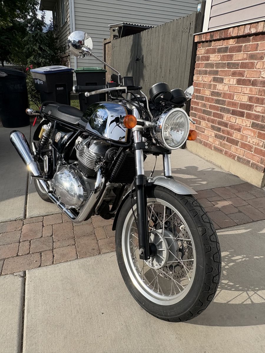 2020 Royal Enfield INT 650