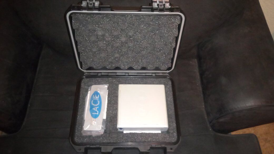 Rare! Lacie External Hard Drive-StormCase iM2100