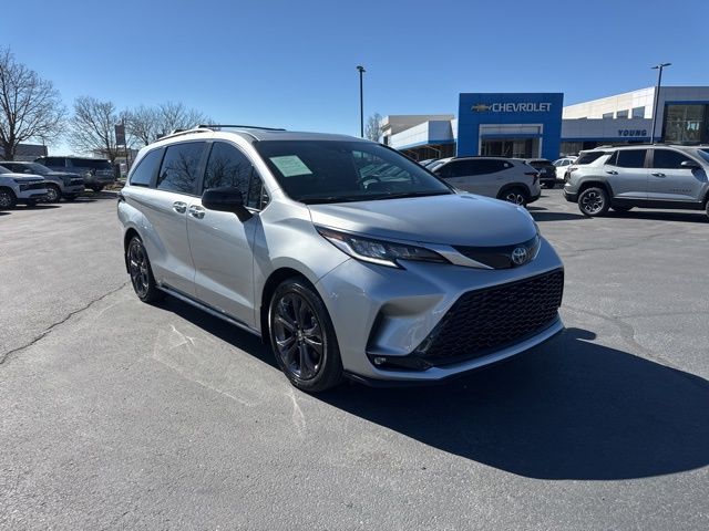 2024 Toyota Sienna XSE 7-Passenger