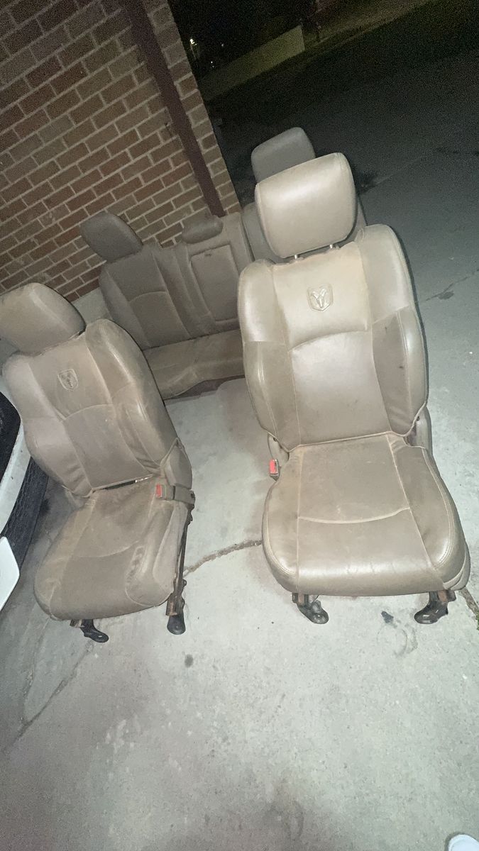 4th Gen Ram Larmie Leather Seats