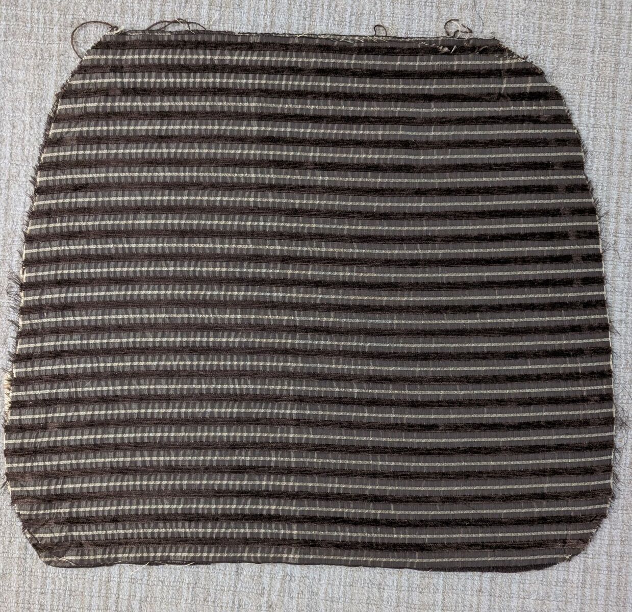 Fabric to recover chairs