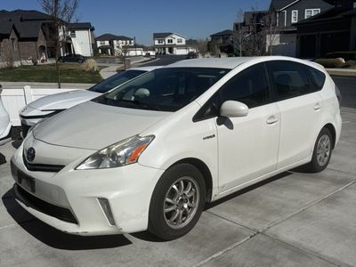 2013 TOYOTA PRIUS V Five