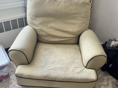 Rocking/swivel recliner
