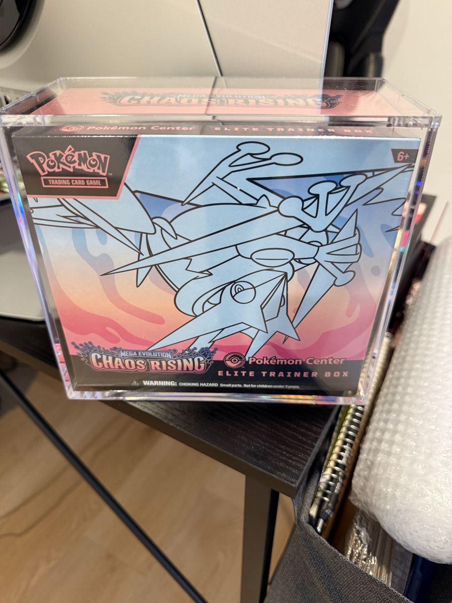 Chaos Rising Pokemon Center ETB w/ case