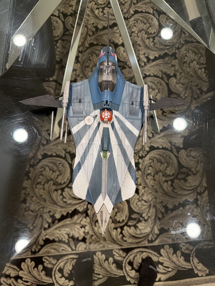 Main image 3
