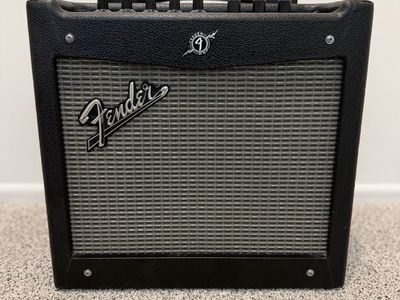 Fender Mustang 1 Guitar Amp