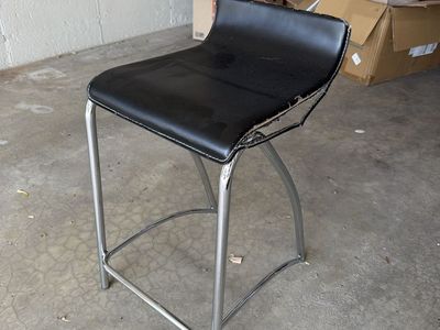 4 Black Bar Stool with Chrome Metal Frame