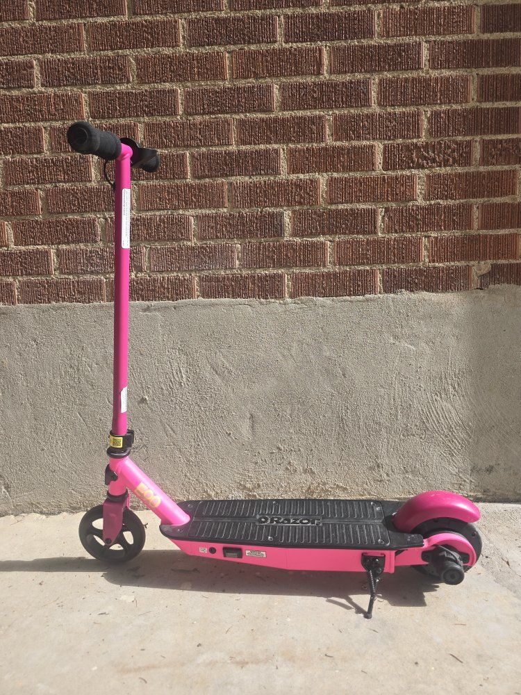 Razor Power Core E90 Electric Scooter - Pink, Kids' Ride-on