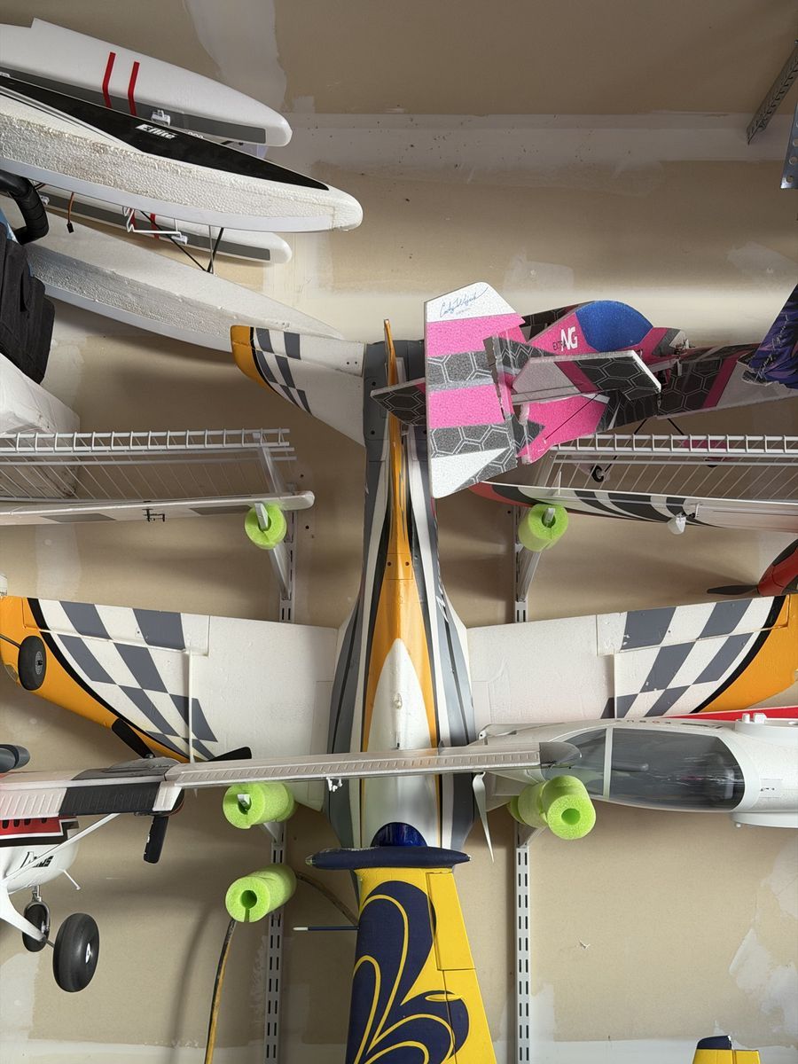Plane Bundle.