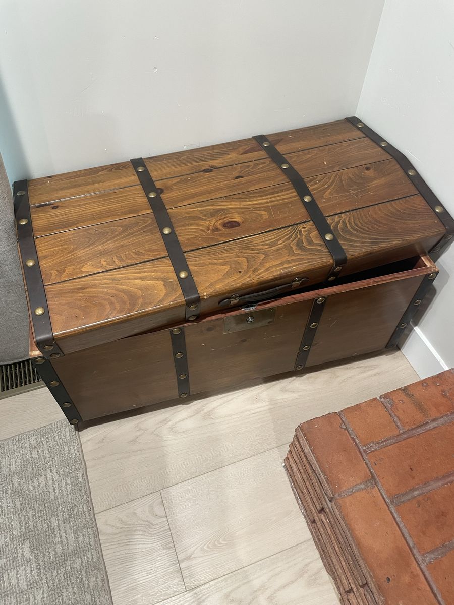 Lane Cedar Chest