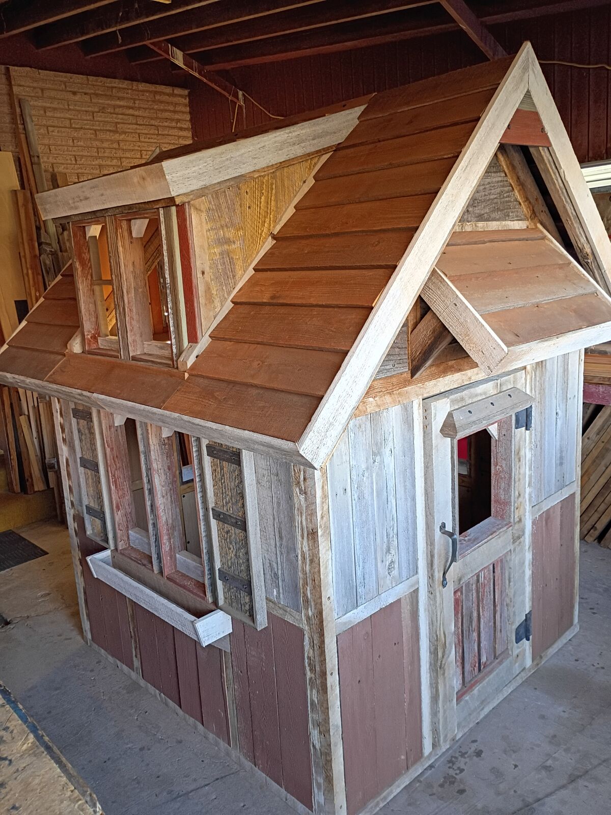 Rustic cabin playhouse (can inside your home,garden,business or can set up deliver day you need