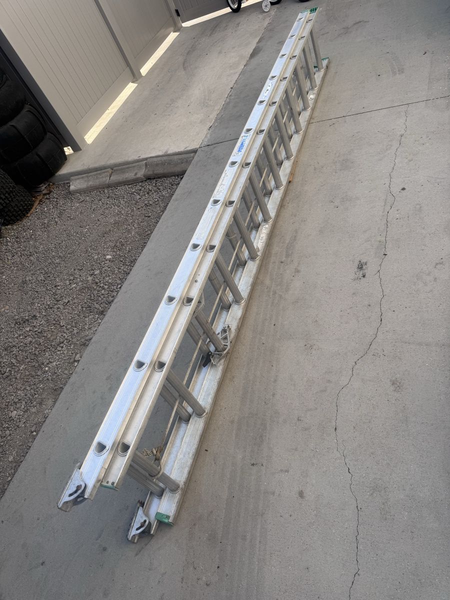 Werner 24 ft. Aluminum Extension Ladder