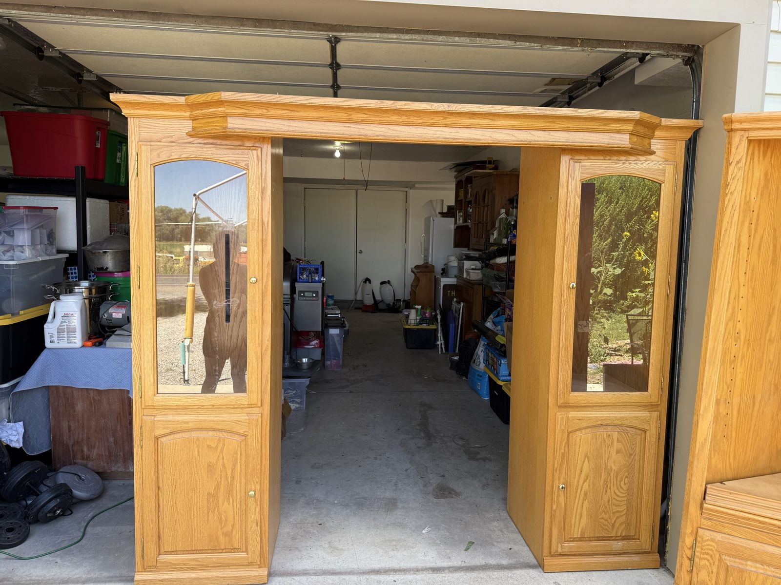 Entertainment center