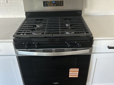 Whirlpool WFGS3530RS0 Stainless Steel Gas Range Oven