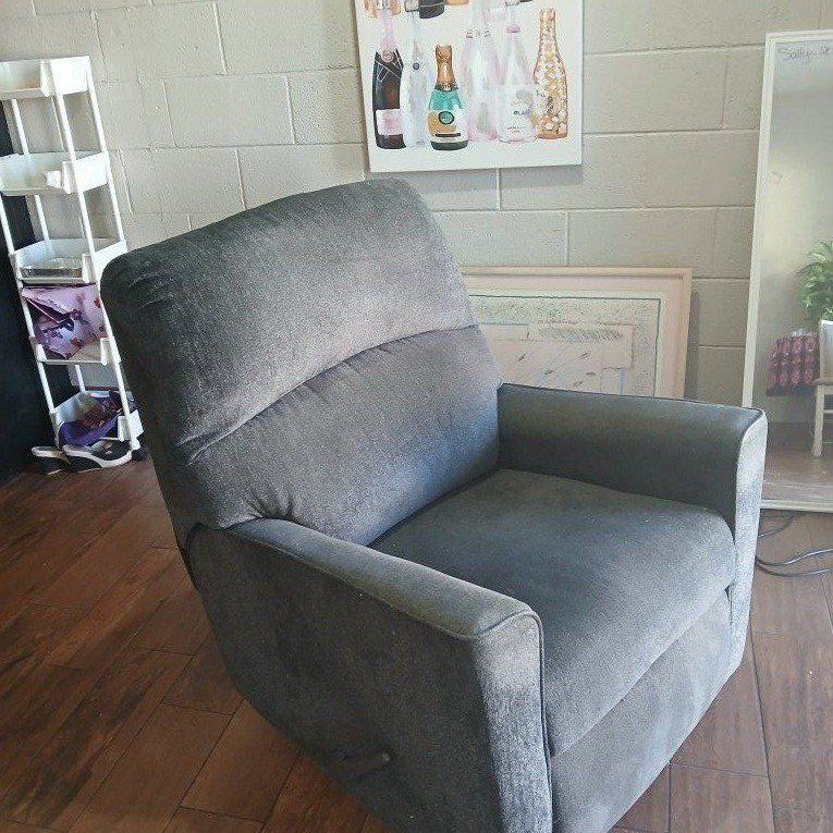 Rocking Recliner