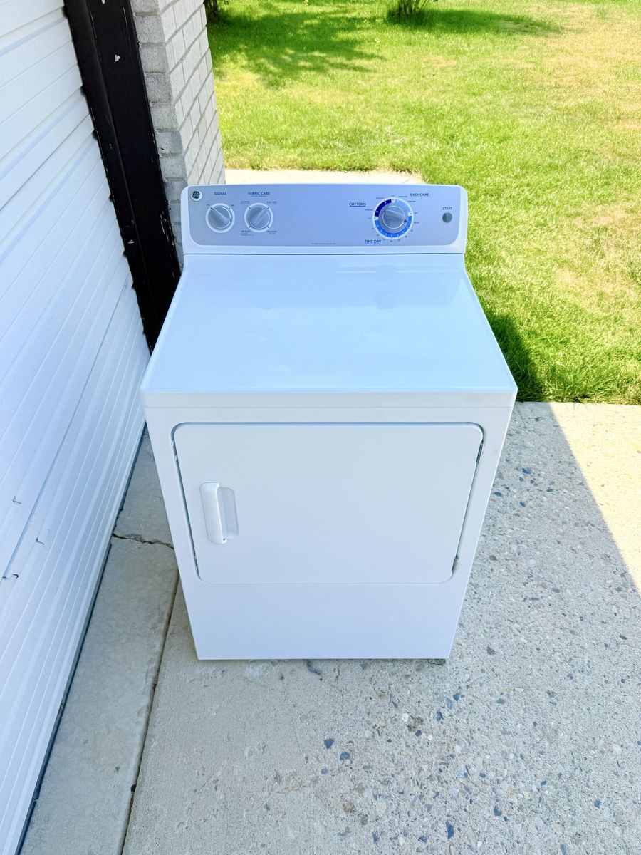 GE White Electric Dryer - Great Condition, Ready for Your Laundry Needs