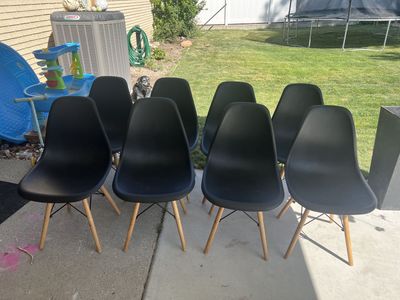 Set of 8 plastic dining chairs