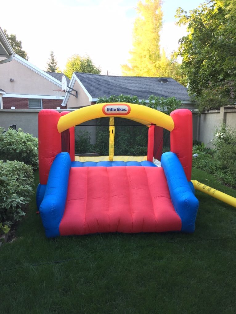 Little tikes Bounce House