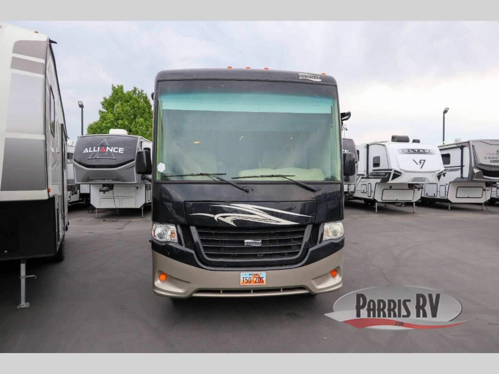 Used 2015 Newmar Bay Star 2903